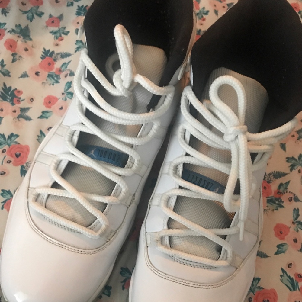 Jordan’s retro 11 legend blue